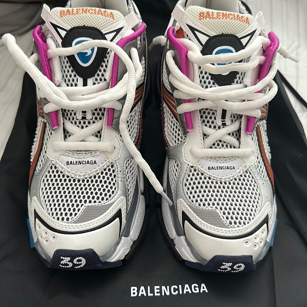 Balenciaga Runner
